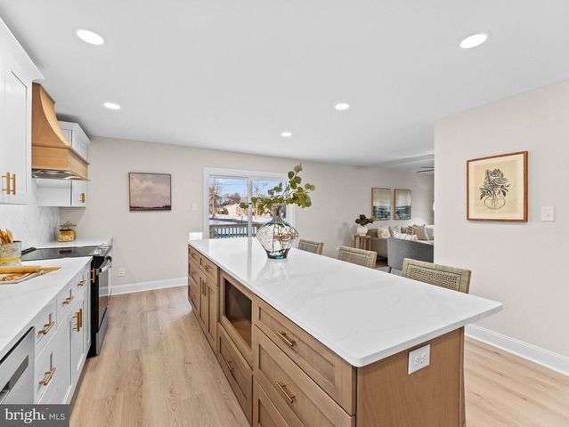 117 CHELTEN PKWY, Cherry Hill, NJ 08034