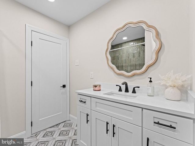 117 CHELTEN PKWY, Cherry Hill, NJ 08034