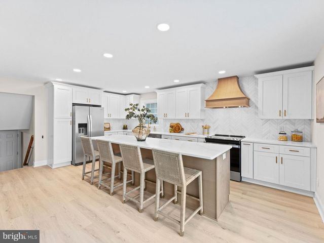 117 CHELTEN PKWY, Cherry Hill, NJ 08034