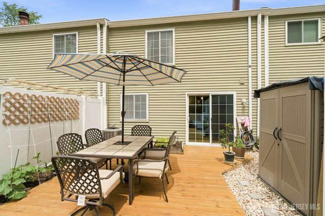 11 Aspen Court, South Brunswick, NJ 08852