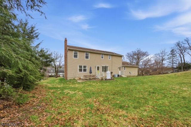 21 LANDING TRAIL, Denville Twp., NJ 07834