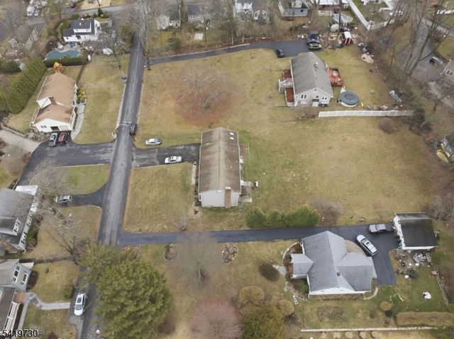 21 LANDING TRAIL, Denville Twp., NJ 07834