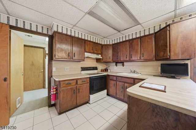 21 LANDING TRAIL, Denville Twp., NJ 07834