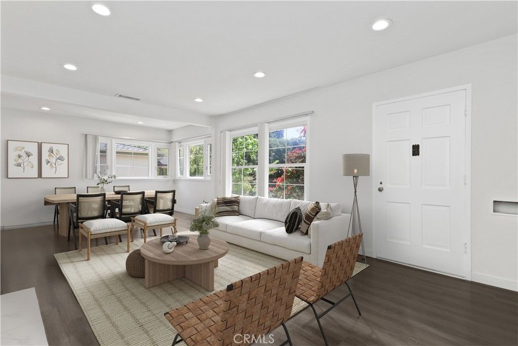 Image 4 of property listing at 2235 Garfias, Pasadena, CA 91104