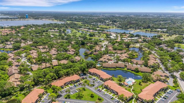 5252 LAKE VILLAGE DRIVE 54, Sarasota, FL 34235