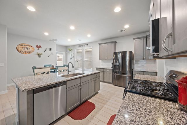 161 Appleberry LN, Elgin, TX 78621