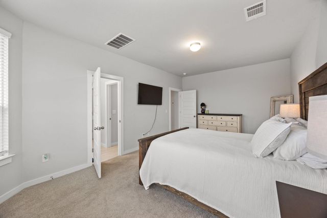 161 Appleberry LN, Elgin, TX 78621