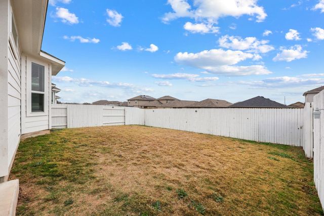 161 Appleberry LN, Elgin, TX 78621