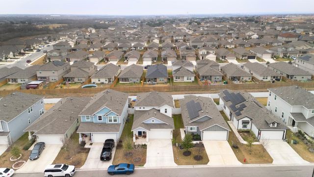 161 Appleberry LN, Elgin, TX 78621