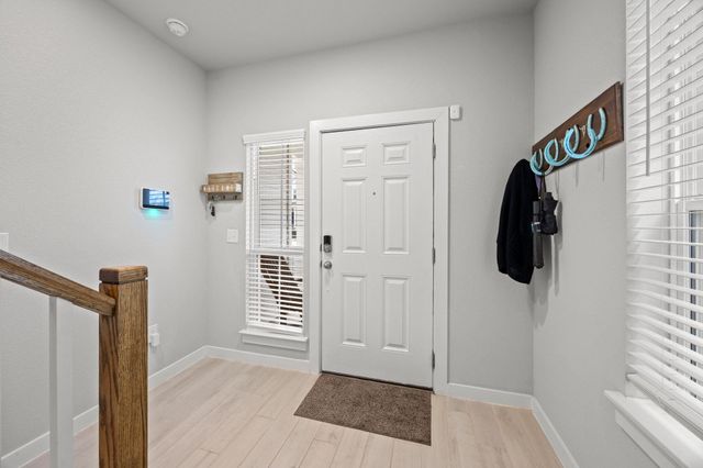 161 Appleberry LN, Elgin, TX 78621