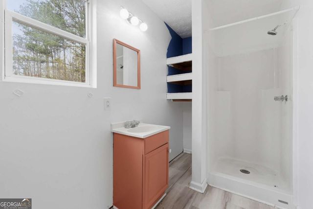 151 Grandma Branch Road, Grantville, GA 30220