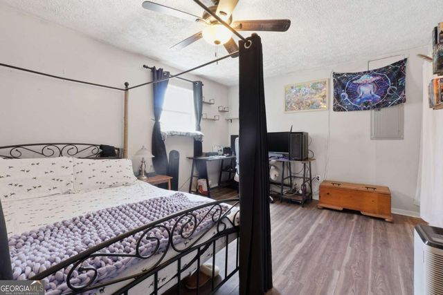 151 Grandma Branch Road, Grantville, GA 30220