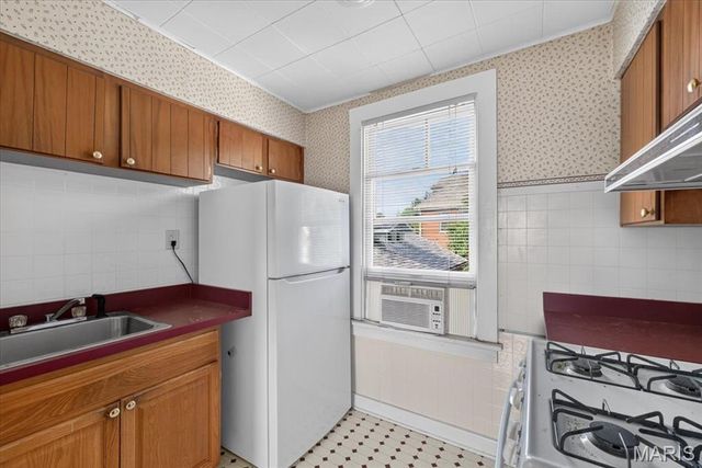 6217 Minnesota Avenue, St Louis, MO 63111