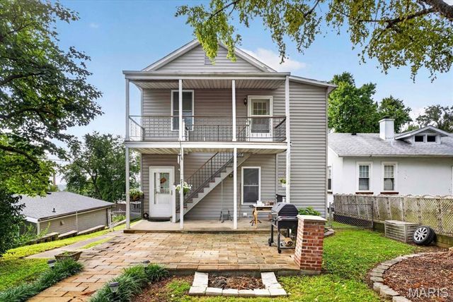 6217 Minnesota Avenue, St Louis, MO 63111