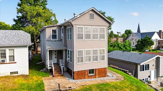 6217 Minnesota Avenue, St Louis, MO 63111