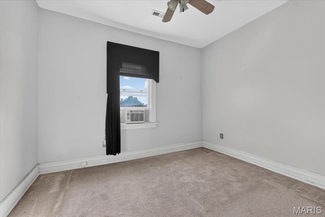 6217 Minnesota Avenue, St Louis, MO 63111