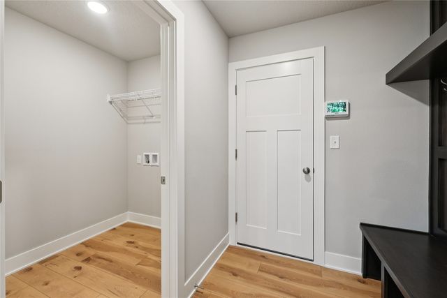 240 NW Lavelle Drive, Waukee, IA 50263