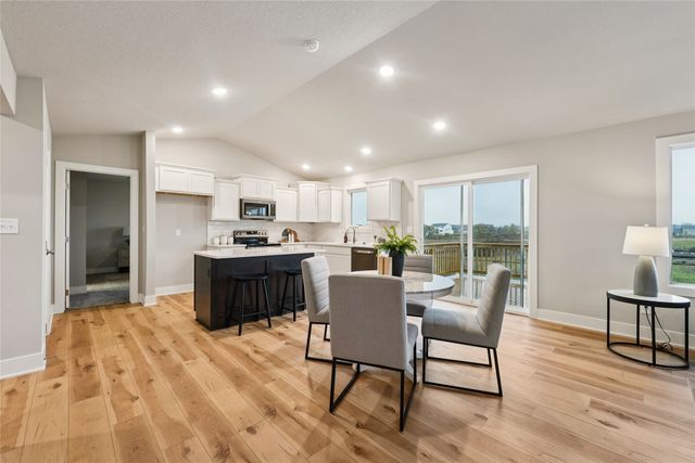 240 NW Lavelle Drive, Waukee, IA 50263