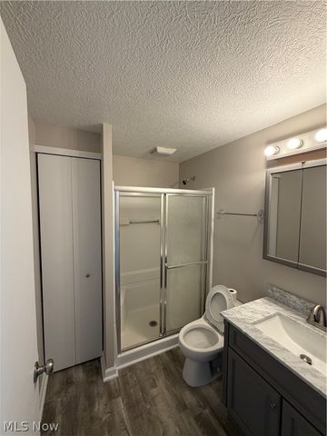 1353 Broadway Avenue, Bedford, OH 44146
