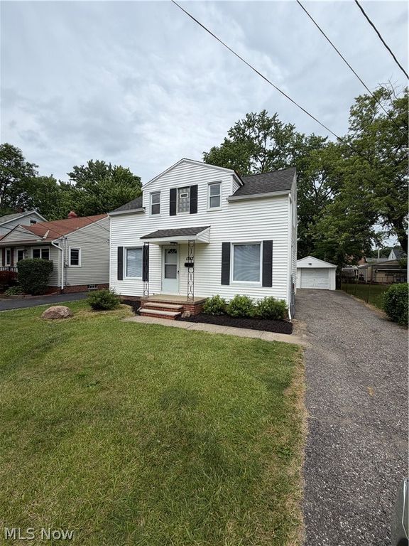 1353 Broadway Avenue, Bedford, OH 44146