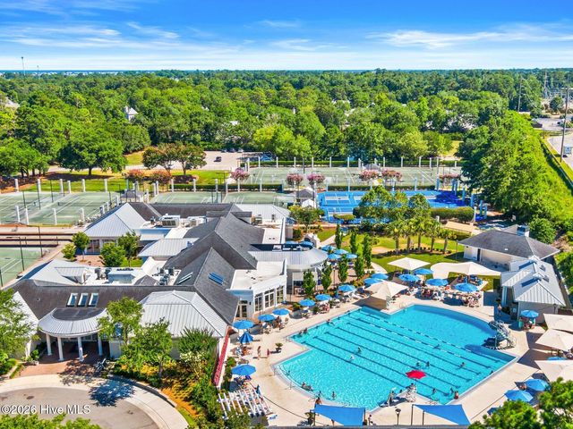 1121 Pembroke Jones Drive, Wilmington, NC 28405