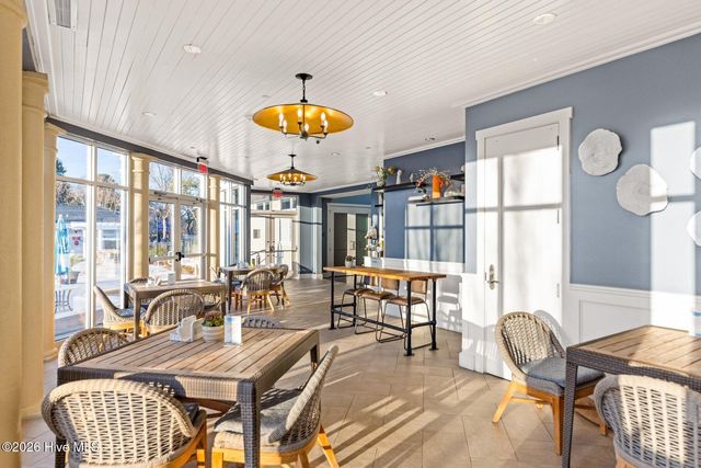 1121 Pembroke Jones Drive, Wilmington, NC 28405