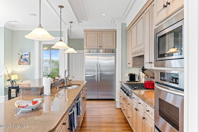 1121 Pembroke Jones Drive, Wilmington, NC 28405