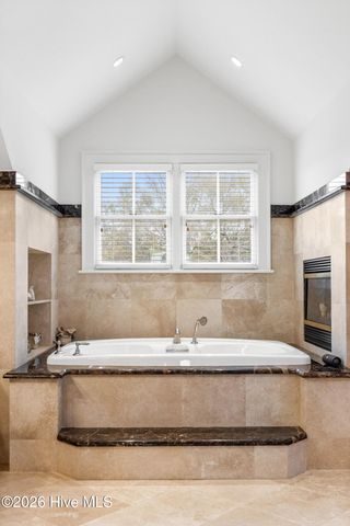 1121 Pembroke Jones Drive, Wilmington, NC 28405