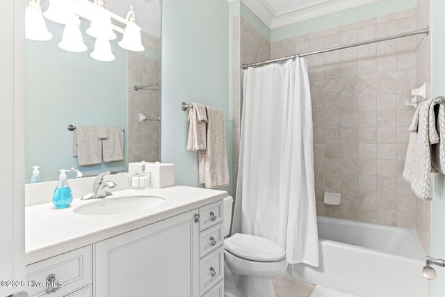 1121 Pembroke Jones Drive, Wilmington, NC 28405