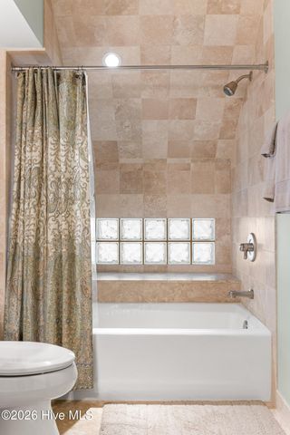 1121 Pembroke Jones Drive, Wilmington, NC 28405