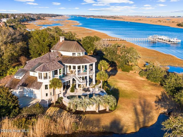 1121 Pembroke Jones Drive, Wilmington, NC 28405