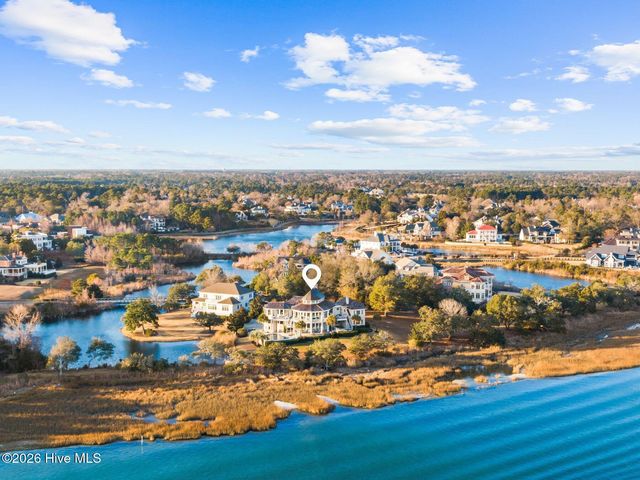 1121 Pembroke Jones Drive, Wilmington, NC 28405