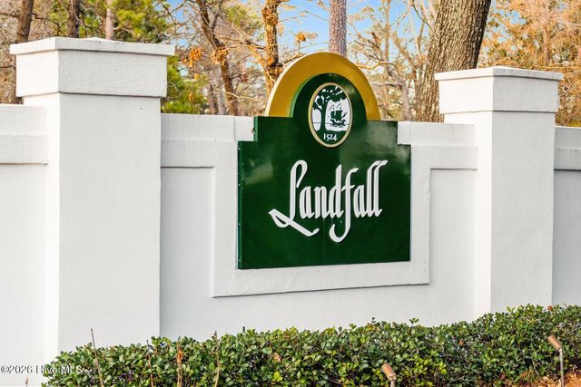 1121 Pembroke Jones Drive, Wilmington, NC 28405