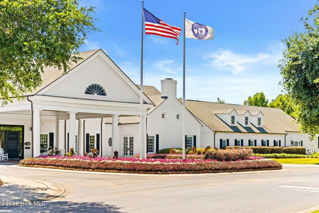 1121 Pembroke Jones Drive, Wilmington, NC 28405