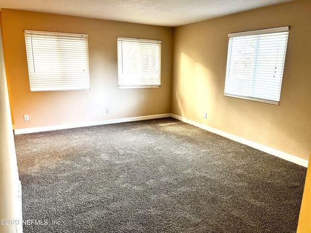 1800 PARK Avenue 346, Orange Park, FL 32073