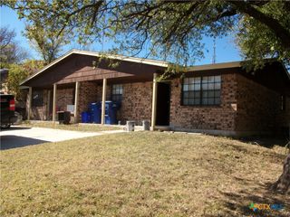 915 Dryden Avenue, Copperas Cove, TX 76522