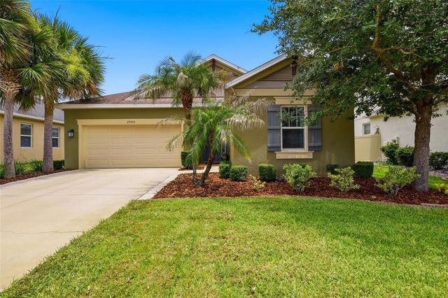 27035 CAROLINA ASTER DRIVE, Wesley Chapel, FL 33544