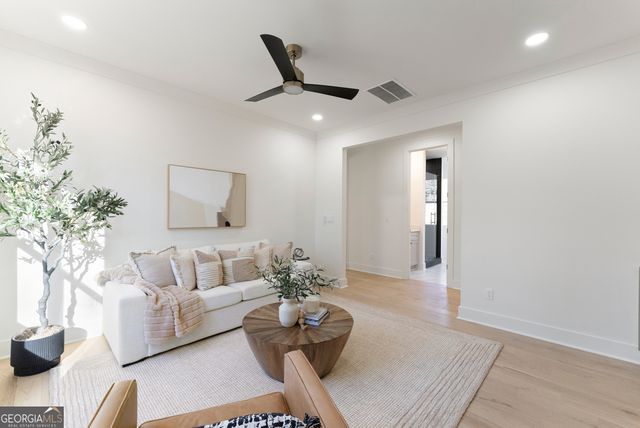 7160 Shady Grove Road, Cumming, GA 30041