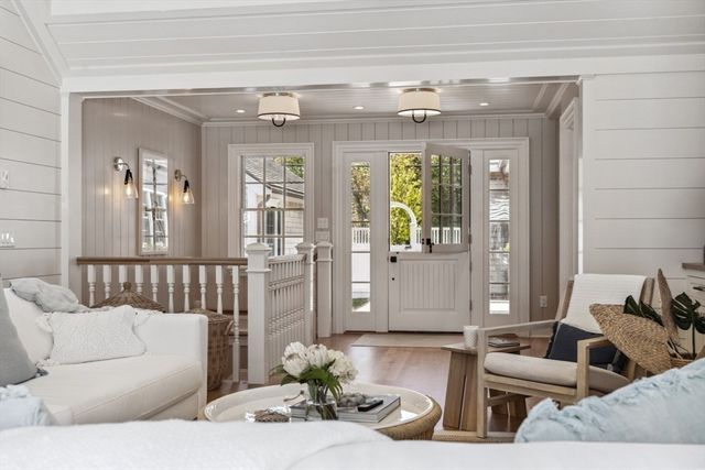 43 Peases Point Way S, Edgartown, MA 02539