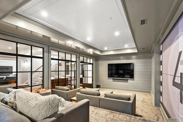 43 Peases Point Way S, Edgartown, MA 02539