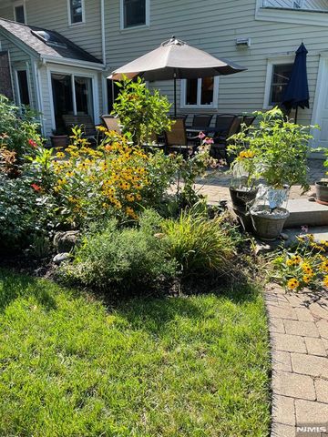 45 Hickory Lane, Closter, NJ 07624