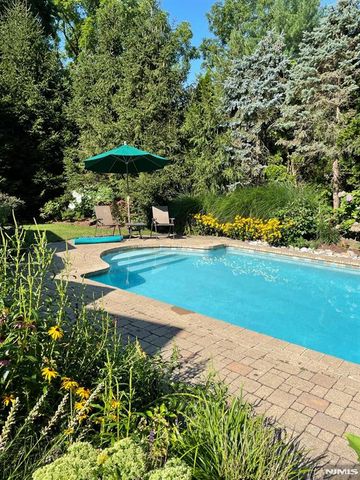 45 Hickory Lane, Closter, NJ 07624