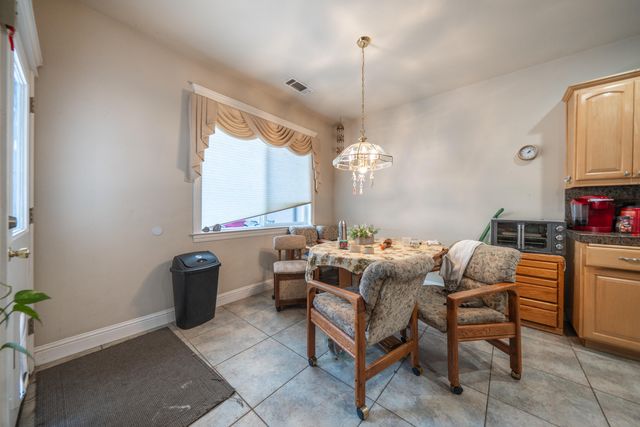 5587 Indianwood Drive, Redding, CA 96001