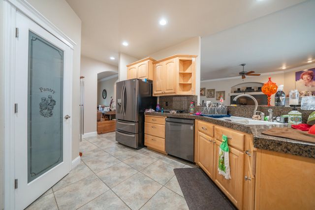 5587 Indianwood Drive, Redding, CA 96001