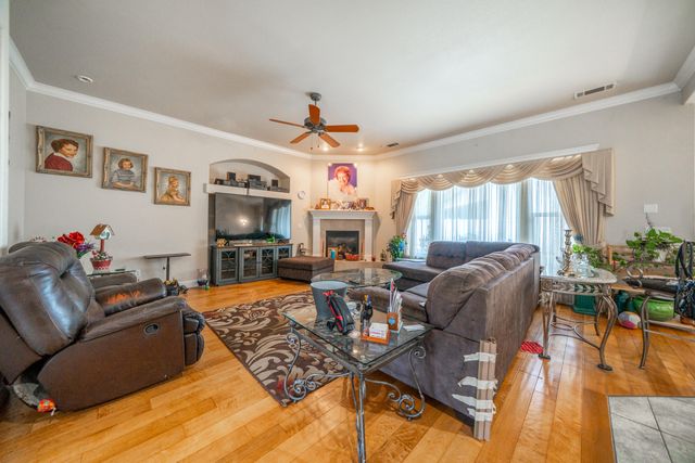 5587 Indianwood Drive, Redding, CA 96001