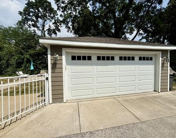 700 Elm Grove ROAD, Elm Grove, WI 53122