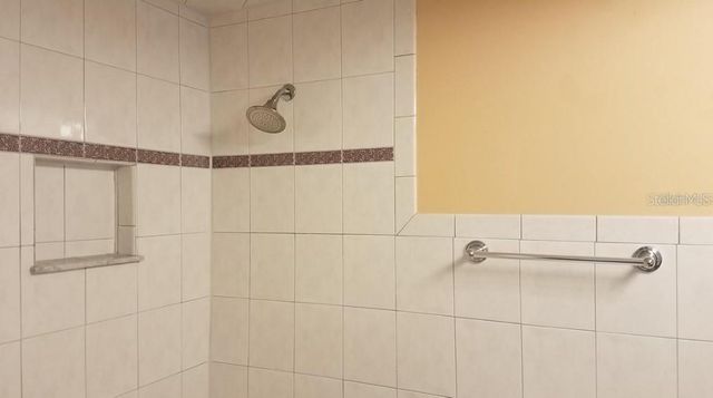 2921 W WALNUT STREET, Tampa, FL 33607