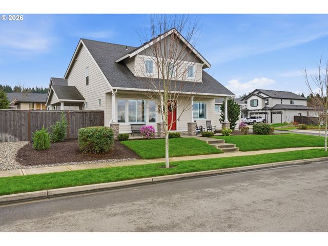8710 N JUNIPER St, Camas, WA 98607