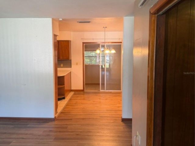 14812 N IRIS AVENUE, Tampa, FL 33613