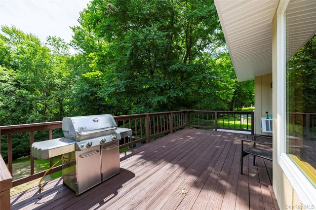 326 Lovell Street, Mahopac, NY 10541